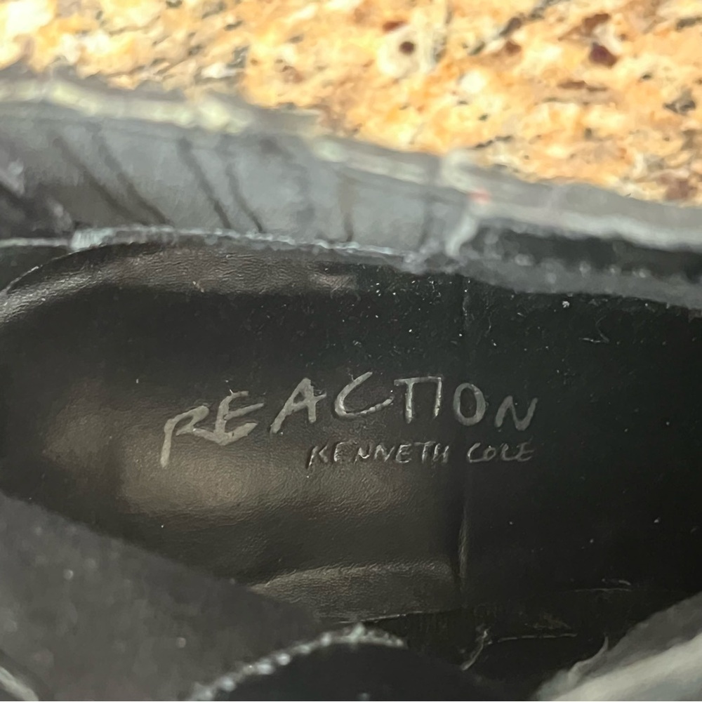 Kenneth Cole Reaction Hill N Spill Suede Ankle Booties Size 5 Black Heeled Moto - Picture 11 of 11